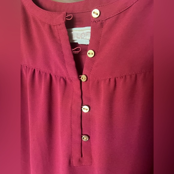 LOFT Size S Garnet Ruffle Button Shell Top - Picture 4 of 8